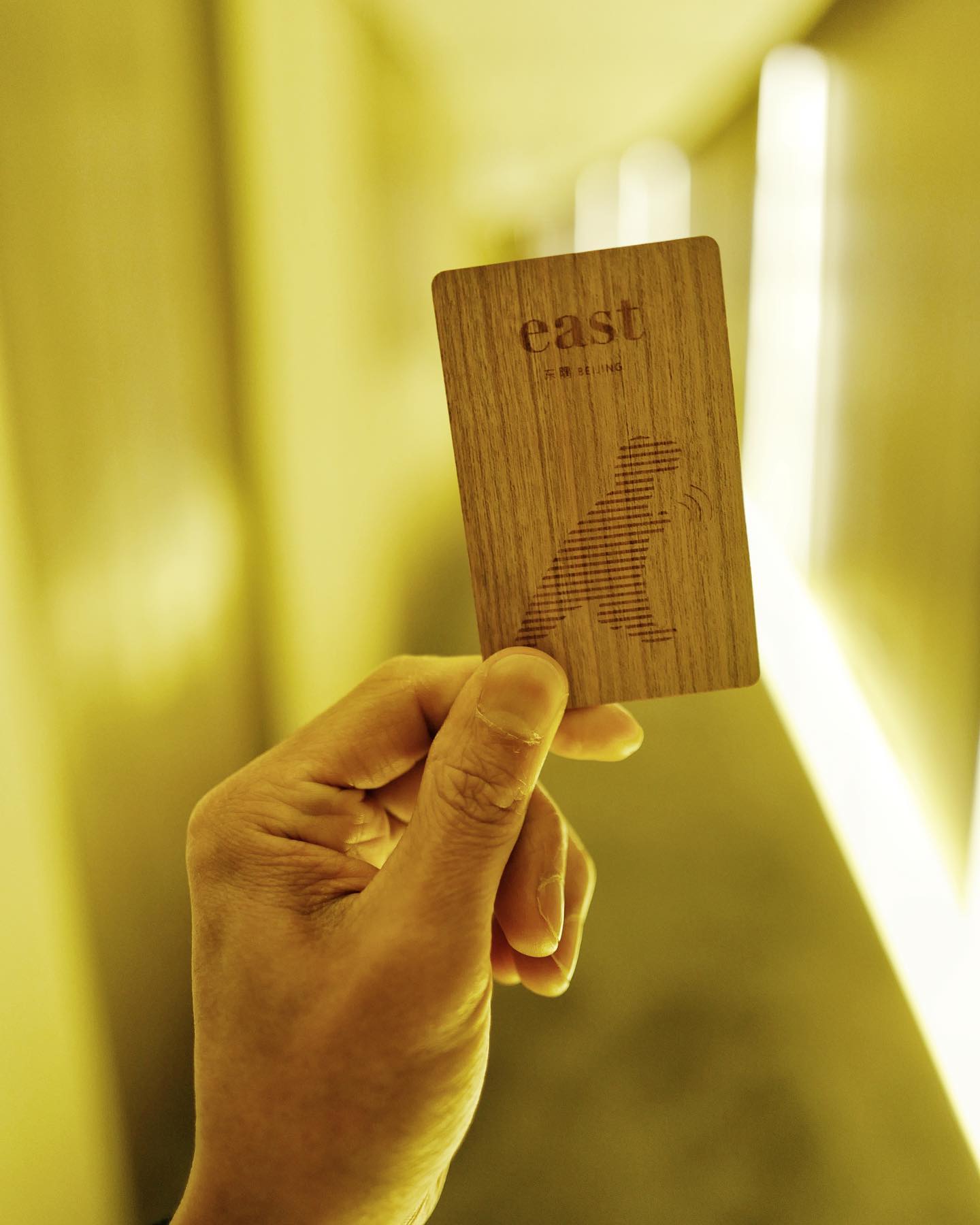 The key to waste less.
We changed our plastic room keys to recycled one which made by cherrywood, guiding you stay with a sustainable lifestyle.
#EASTBeijing #SmallActionsBigChanges #DidYouKnow #reusereducerecycle